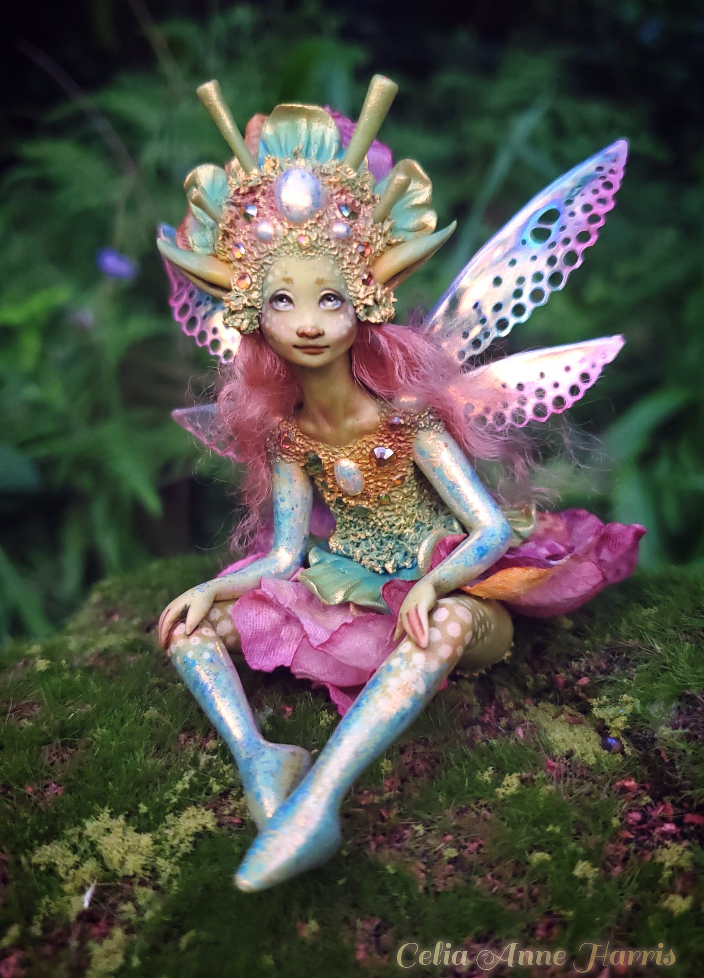Zaria, An Iridescent Flower Faery