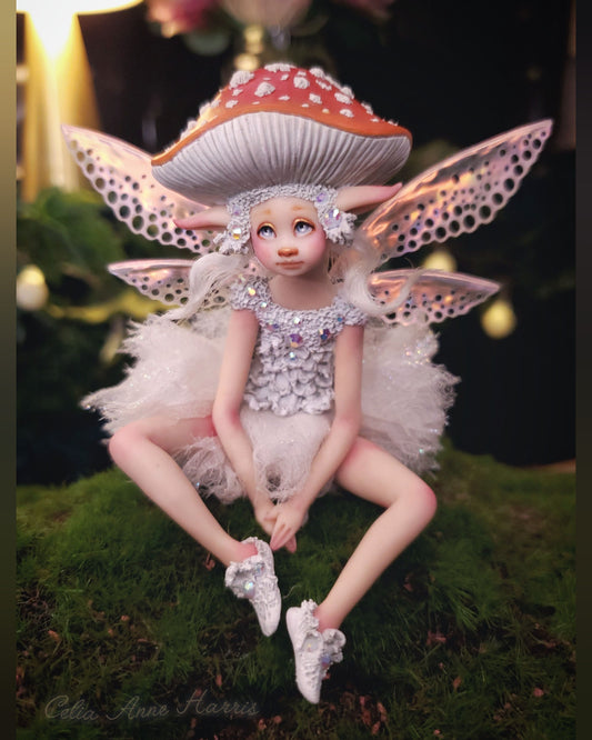 A Little Mushroom Faery
