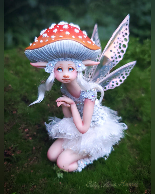 A Little Mushroom Faery